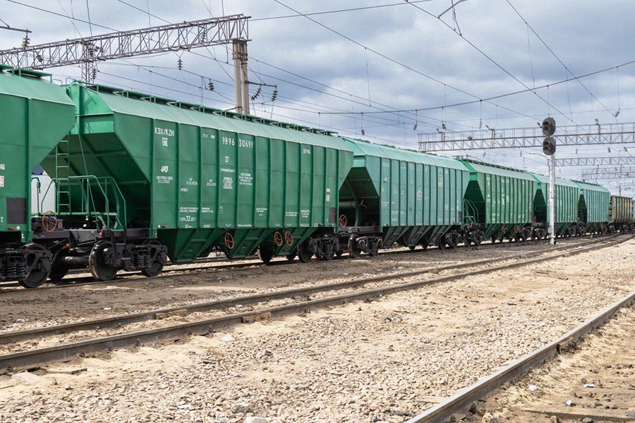 Экспорт зерна из Казахстана зависит от урожая и железной дороги