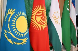Центральная Азия связывает платёжные системы и госуслуги